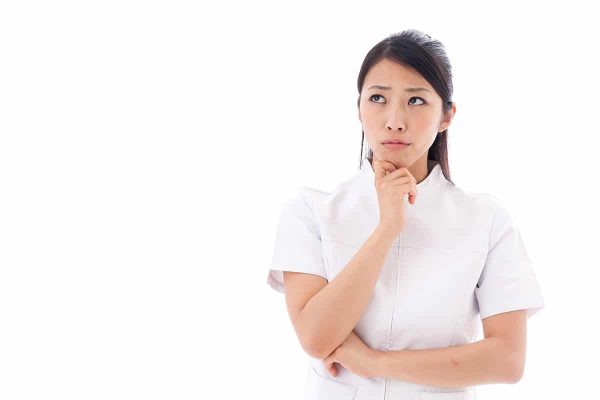 看護師 悩む_118256344 看護師 悩む_118256344